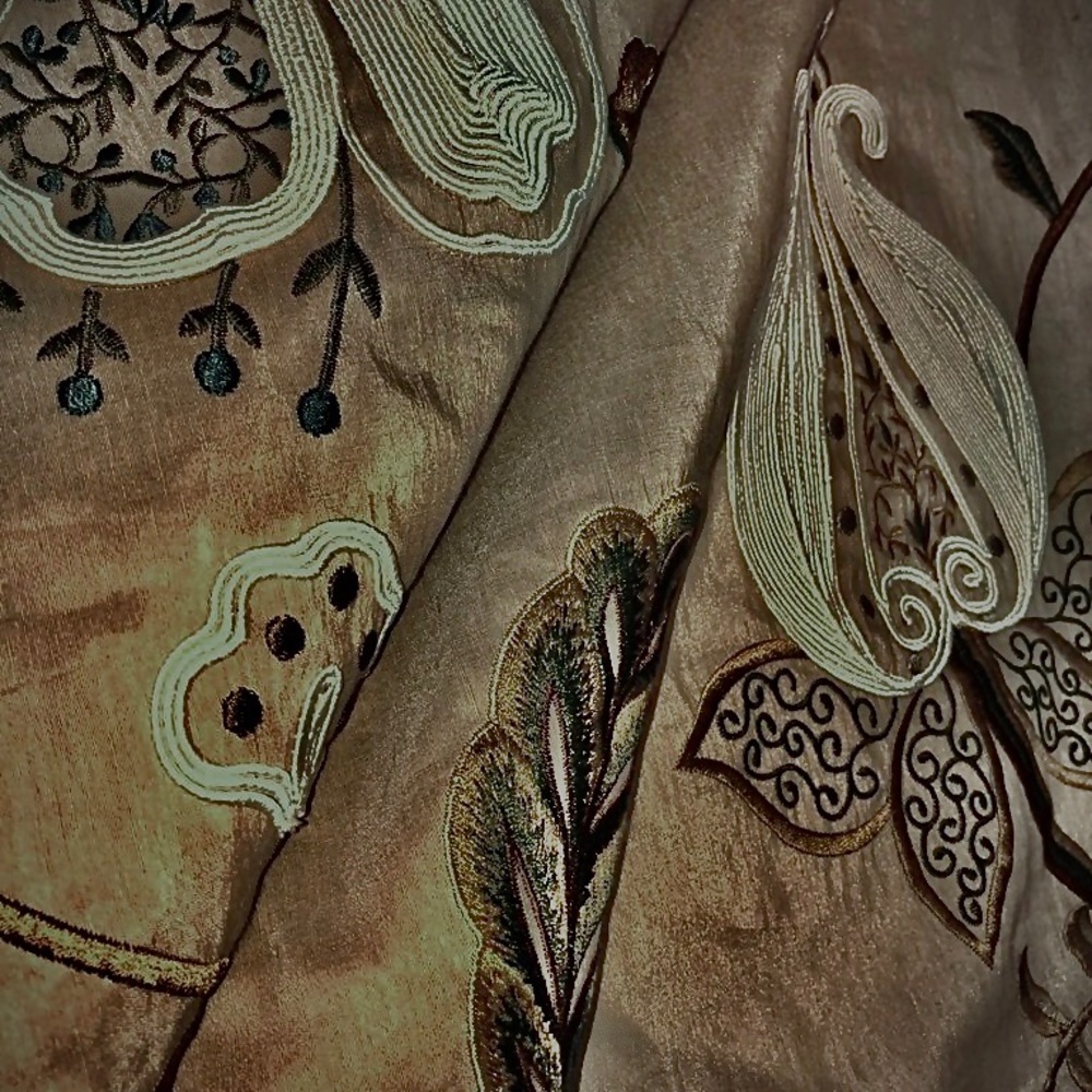 Silk Blend Bohemian Floral Embroidery - Picture 7 of 10